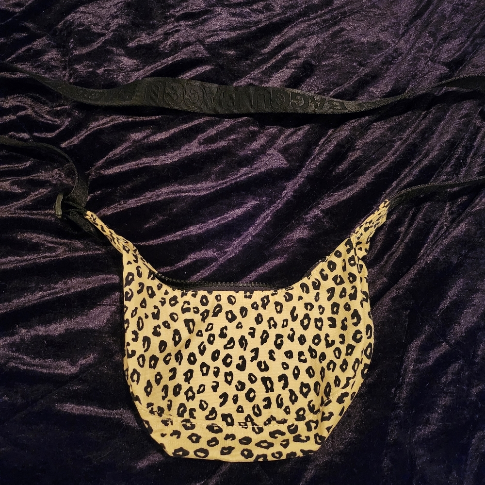 Baggu Mini Crescent Sling Bag